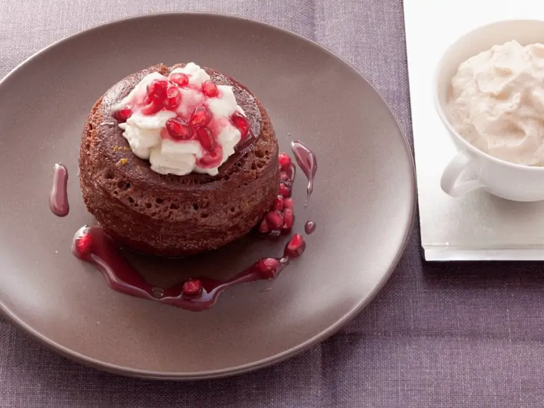 Schokoküchlein mit Granatapfel