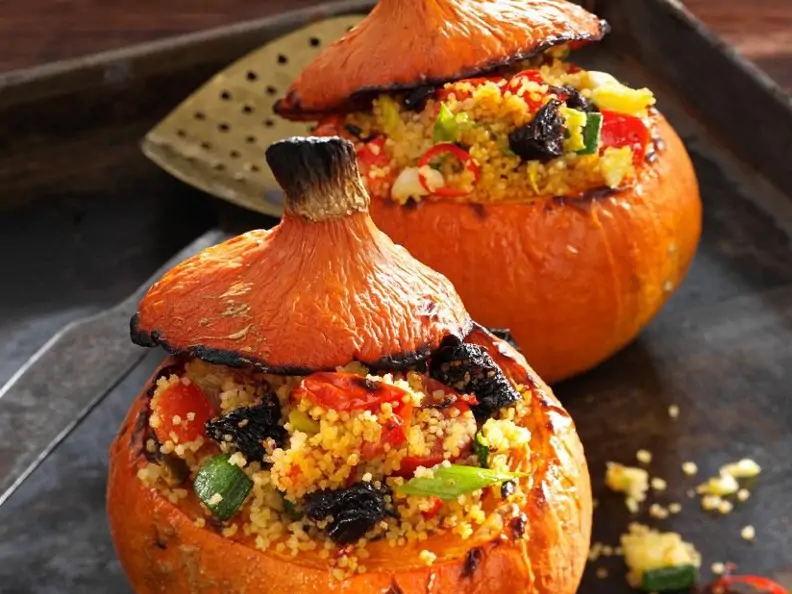 Kürbis mit Couscous-Füllung