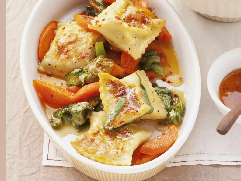 Gemüse-Maultaschen mit Zitrussoße