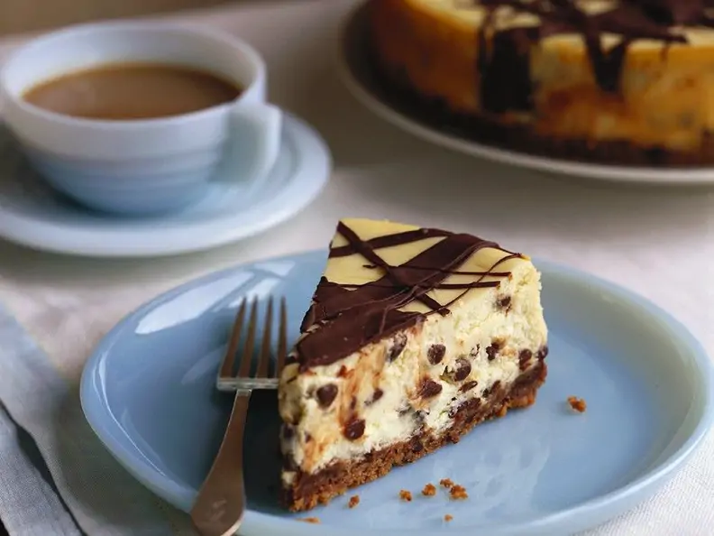 Schoko-Käsekuchen mit Keksboden