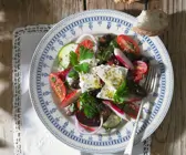 Rote Bete-Salat mit Schafskäse