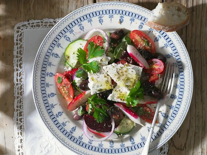 Rote Bete-Salat mit Schafskäse