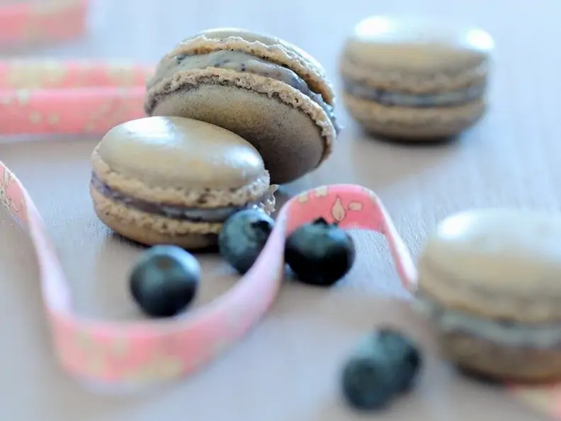 Macarons mit Heidelbeeren