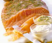 Graved Lachs mit Saucen