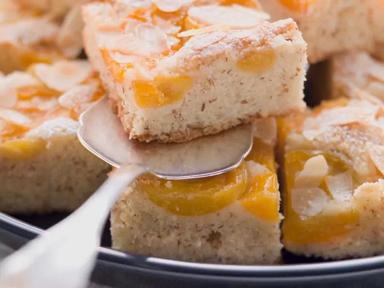 Glutenfreier Aprikosenkuchen