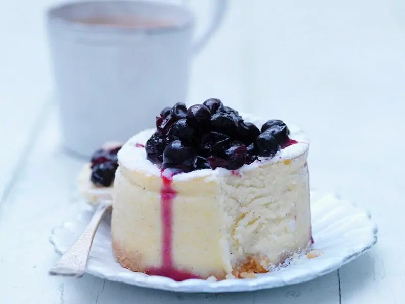 Kleine Johannisbeer-Käsekuchen