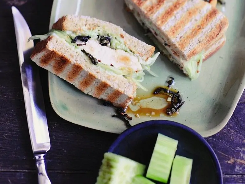 Hähnchen-Sandwich vom Grill