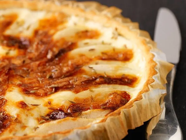 Birnenkuchen mit Käse