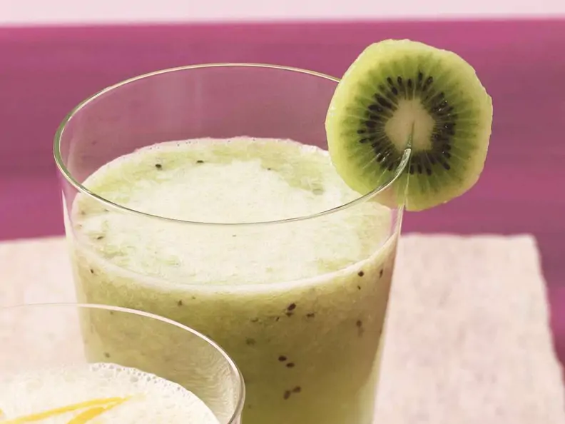 Kiwidrink mit grünem Tee