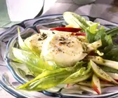 Gebackene Ziegenkäsetaler mit Salat