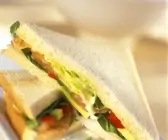 Sandwich mit Lachs und Avocado