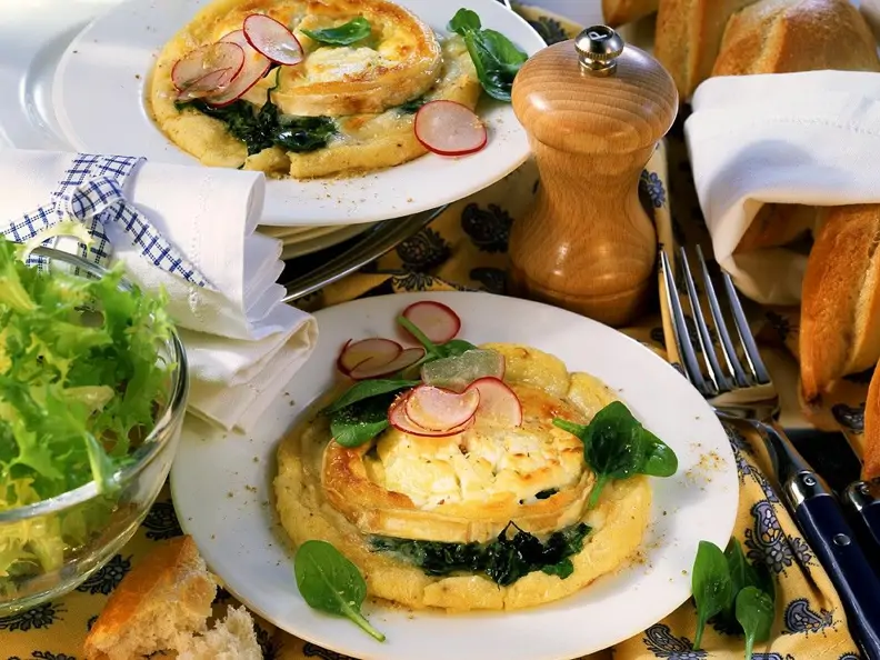 Kartoffelkuchen mit Spinat und Käse