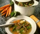 Gemüsesuppe mit Suppenfleisch
