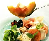 Antipasti mit Mozzarella