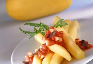 Kürbis mit Tomaten-Dressing