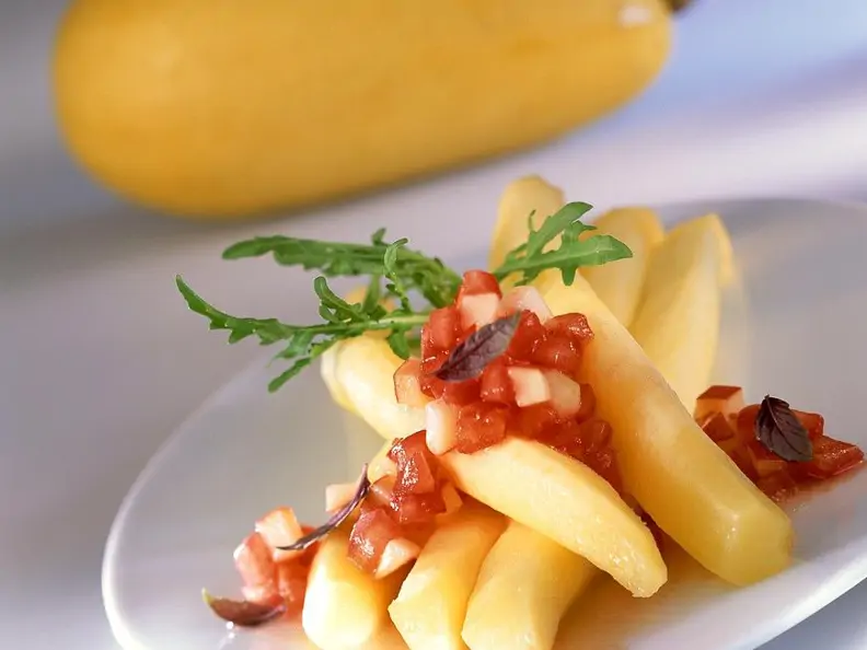 Kürbis mit Tomaten-Dressing