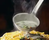 Nudeln mit cremiger Gemüsesauce