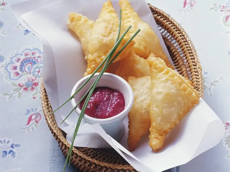 Vegane Sauerkrauttaschen mit Dip