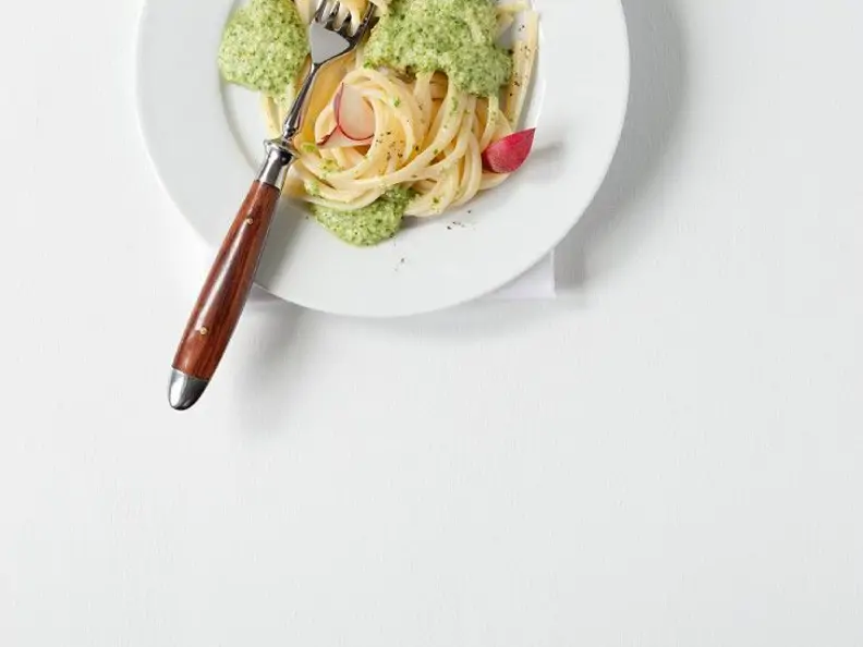 Nudeln mit Pesto