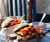 Gemüse-Burger mit Käse
