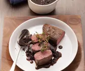 Rehbraten mit kräftiger Sauce