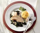 Karpfen mit Spinat und Gemüsesouffle