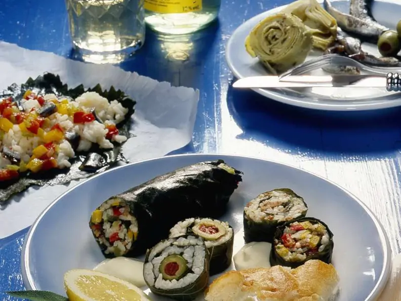 Weinblätter mit Reisfüllung