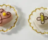 Petit fours