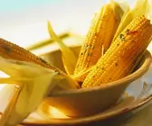 Mais vom Grill mit scharfer Kräuterbutter