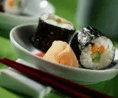 Zucchini-Möhren-Sushi