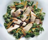 Salat mit geräucherter Entenbrust
