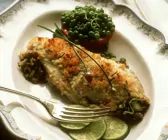 Forellen mit Parmesankruste und gefüllter Tomate