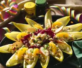 Chicoree mit fruchtigem Selleriesalat