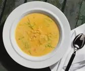 Fruchtige Fischsuppe
