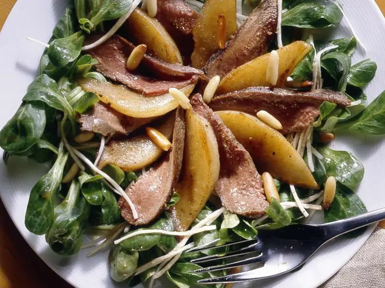 Feldsalat mit Hasenfilet