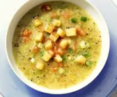 Gelbe Gazpacho mit Croûtons