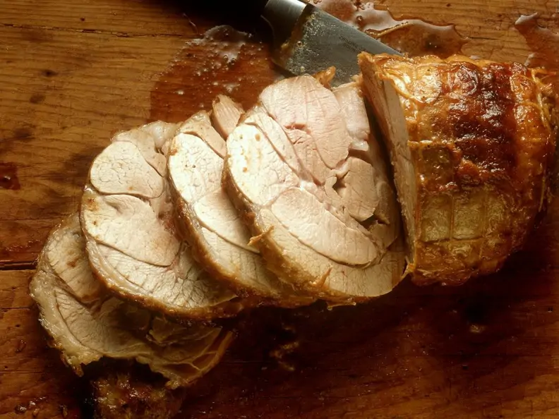 Gegrillter Putenrollbraten