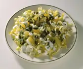 Chicoreesalat mit Ananas