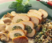 Hähnchenbrust mit Mangoldfüllung und Reis