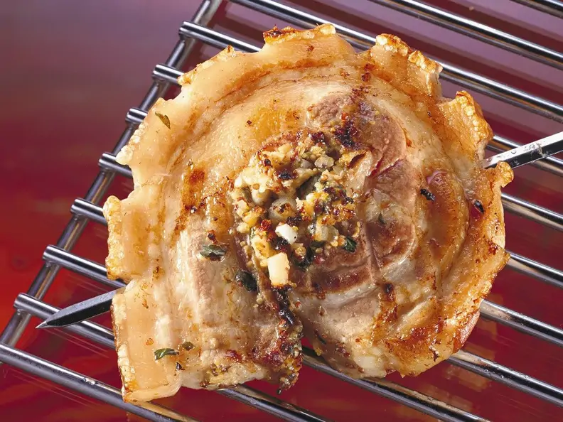 Gegrillter Schweinebauch