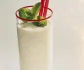 Joghurt-Kräuter-Lassi