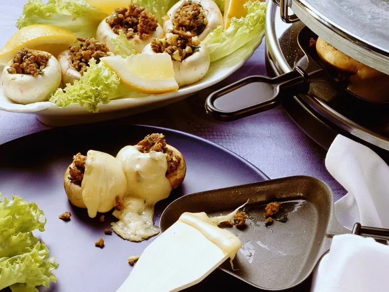 Raclette mit Hackfleisch-Champignons