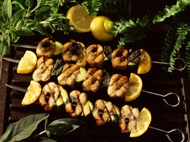 Aal-Zucchinispieße vom Grill