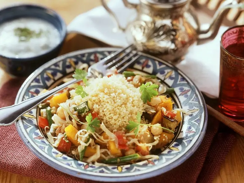Gedünstetes Gemüse mit Couscous
