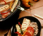 Steinbuttkoteletts vom Grill mit Gemüse