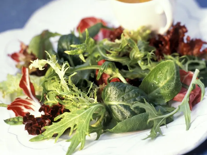 Blattsalat mit Vinaigrette