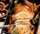 Schweinebraten mit Semmelfüllung
