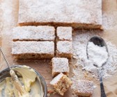 Stollen Bites