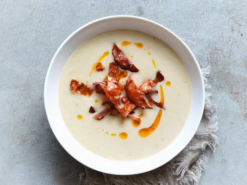 Weiße Bohnensuppe mit Chorizo