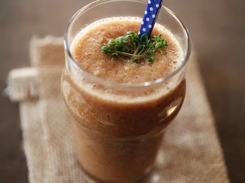 Chicorée-Smoothie mit Birne